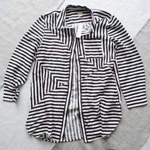 Chicos Button Down Tunic Top Pockets NWT Size 2